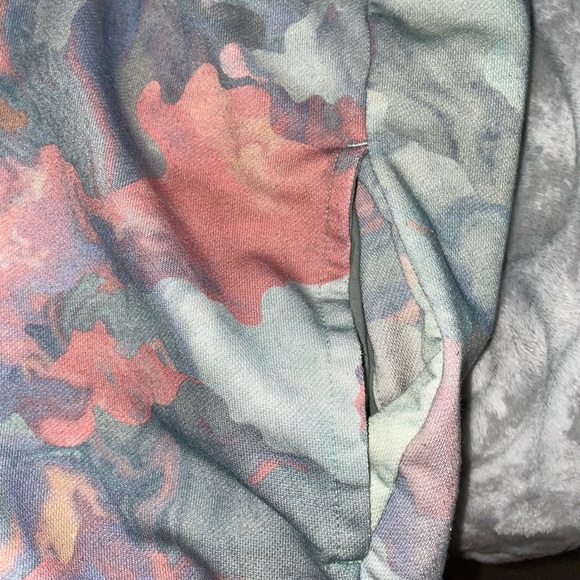 Adidas pastel crew neck sweatshirt - Picture 4 of 8